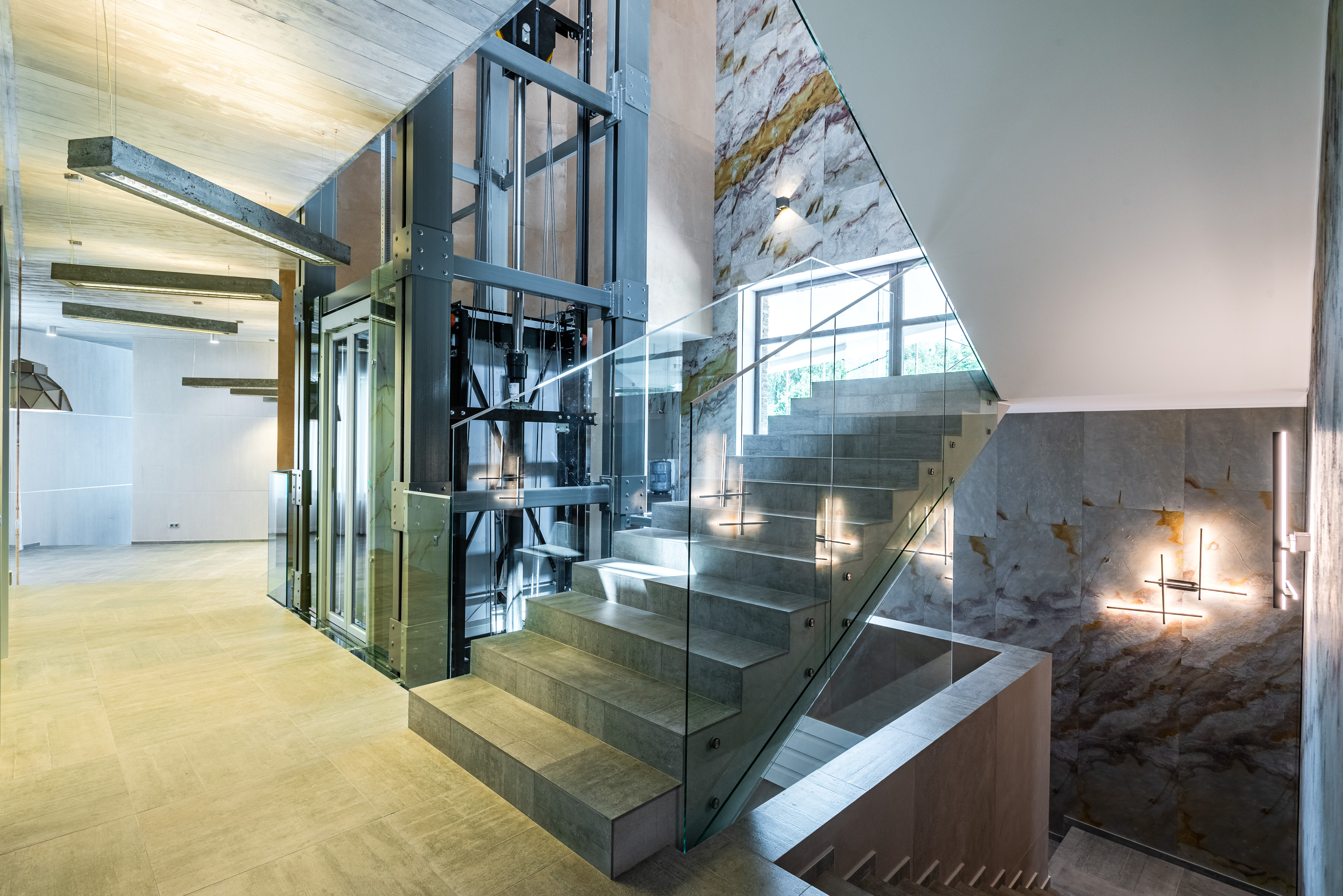 Дома с лифтом