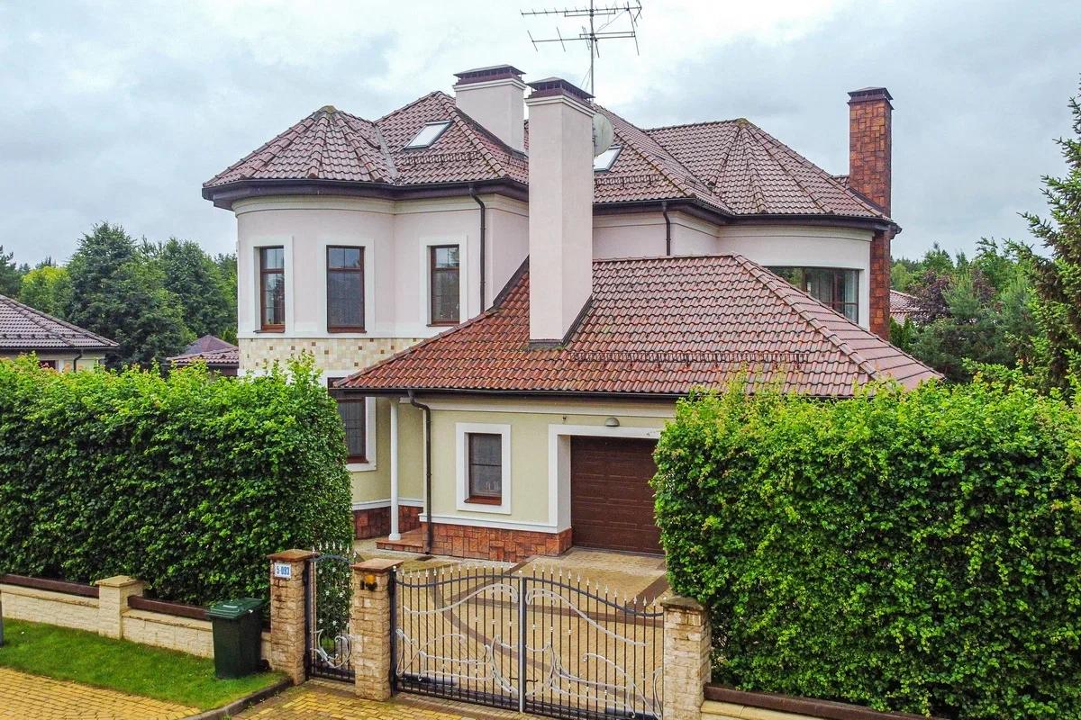 Дома с мансардой