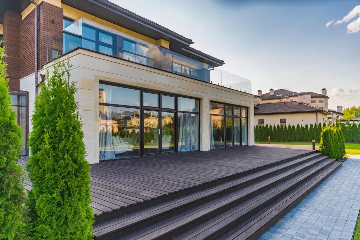 Дома с террасой